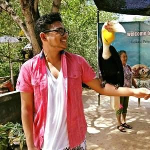 Meet your Posher, Farhan